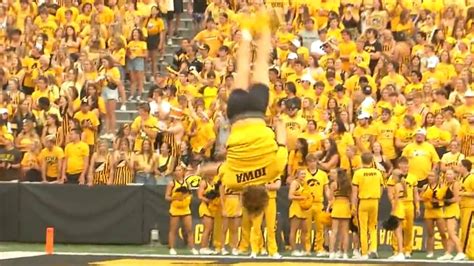 cheerleader wardrobe malfunctions|Iowa cheerleaders pants fall down during backflip